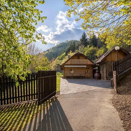 Hiska Pod Rudnico 1 بيت للعطل *